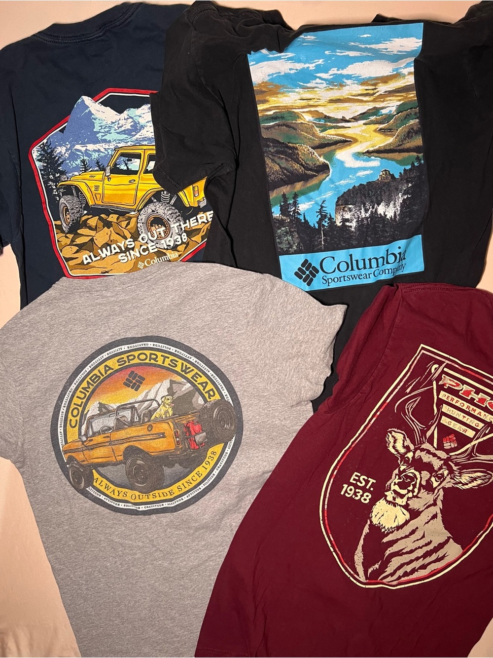 Columbia graphic tee bundle